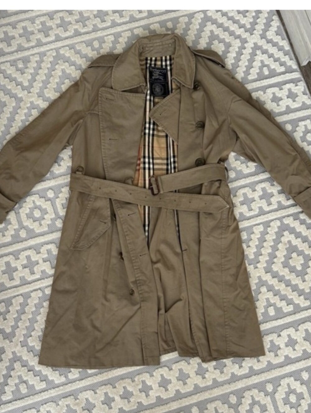 Burberrys' Khaki Trench Coat with Signature Check Lining Womens 10